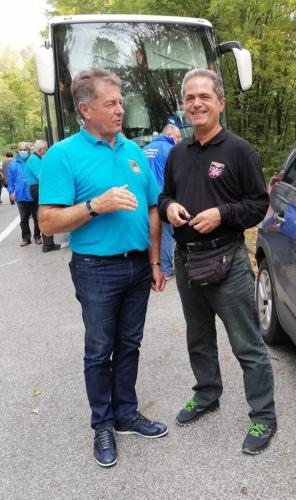 20201005 082508-607x1024