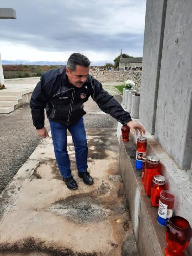 20201117 123247-768x1024