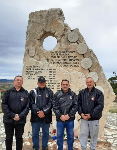 20201117 222904-796x1024