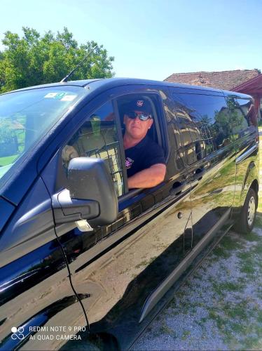 202918508 2476297782501071 2461928670799204880 n