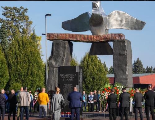 243824024 2562835307180651 7611598002369321669 n