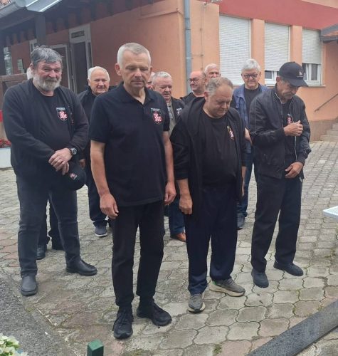 12 (1) (1) (1) (1) (1) (1) (1) (1) (1) (1) (1)