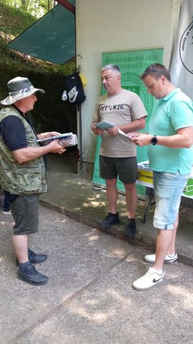 12 (1) (1) (1) (1) (1) (1) (1) (1) (1) (1) (1) (1)