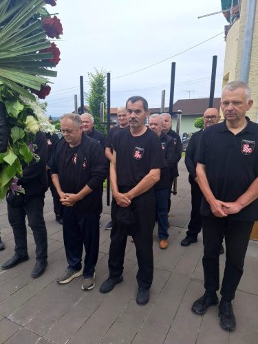 14 (1) (1) (1) (1) (1) (1) (1)