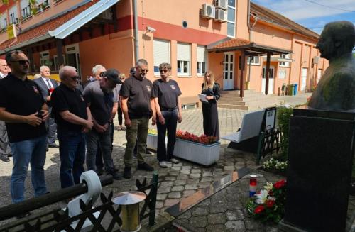 2 (1) (1) (1) (1) (1) (1) (1) (1)