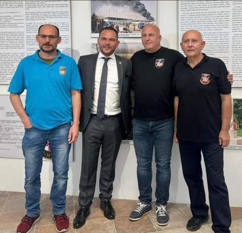 382725007 274978988837196 7604595088574261373 n