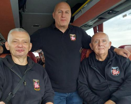 400944261 301578396177255 1070525556391791616 n