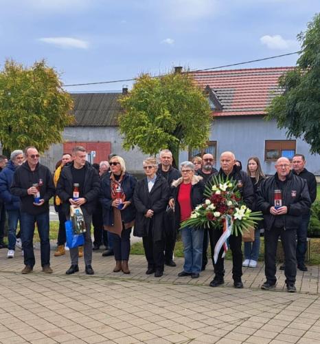 402241569 301575779510850 3096260512909647913 n