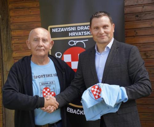 464822505 529095206758905 1243999067318084927 n (1)