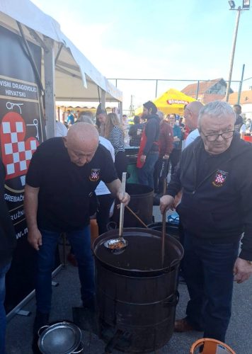 488963880 649978131337278 2517415642701711681 n