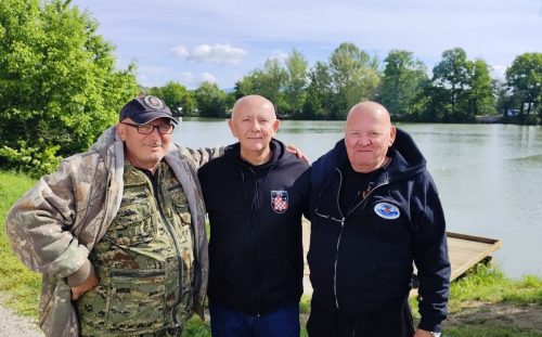 4 (1) (1) (1) (1) (1) (1) (1) (1) (1) (1) (1) (1) (1) (1) (1) (1) (1) (1) (1) (1) (1) (1) (1) (1)