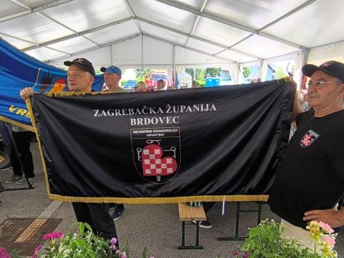 8 (1) (1) (1) (1) (1) (1) (1) (1)