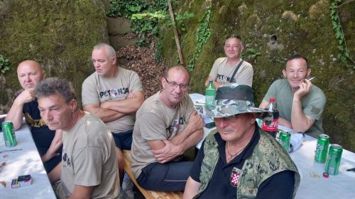 9 (1) (1) (1) (1) (1) (1) (1) (1) (1) (1) (1) (1) (1) (1)